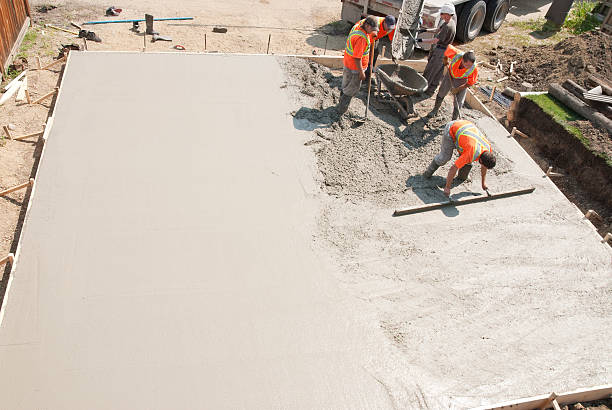 Best Local Concrete Companies  in Kensett, AR